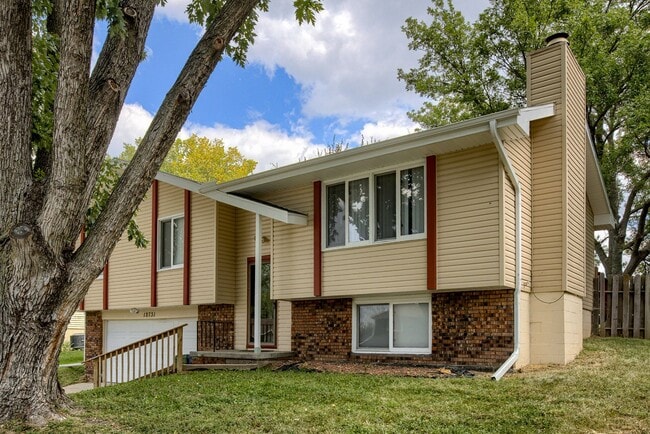 12731 S 38th St in Bellevue, NE - Building Photo - Building Photo