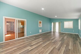 84 Poplar St in Brevard, NC - Building Photo - Building Photo