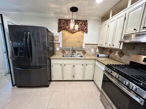 4401 Ashland St in Lake Charles, LA - Building Photo - Building Photo