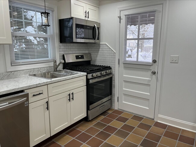 26 Marvin St in Patchogue, NY - Building Photo - Building Photo