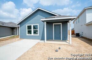 8511 Opal Creek Dr in San Antonio, TX - Building Photo
