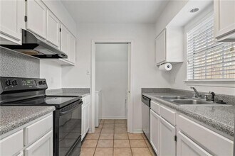 520 Cedarwood Dr, Unit 520 in Mandeville, LA - Building Photo - Building Photo