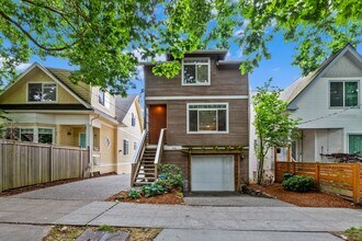 416 26th Ave S in Seattle, WA - Building Photo - Building Photo