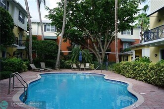 2299 NE 9th Ave in Wilton Manors, FL - Building Photo - Building Photo