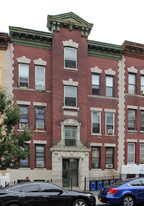 451 40th St Apartments