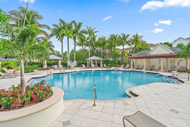 255 Murcia Dr, Unit 211 in Jupiter, FL - Foto de edificio - Building Photo