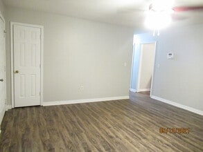 6040 Acton Rd in Dalzell, SC - Building Photo - Building Photo