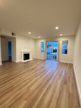 4820 Bellflower Ave, Unit 207 in Los Angeles, CA - Building Photo - Building Photo