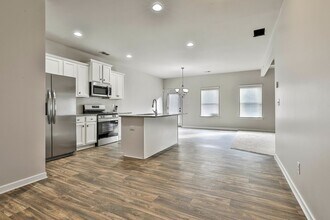 5037 Pioneer Pkwy in Mcdonough, GA - Building Photo - Building Photo