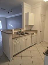 4305 Bayside Village Dr in Tampa, FL - Building Photo - Building Photo