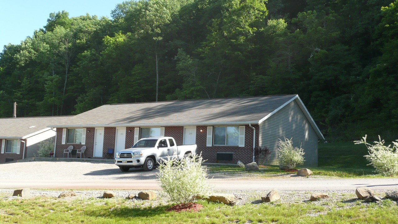 ACT APARTMENTS ATHENS AND NELSONVILLE in Nelsonville, OH - Building Photo