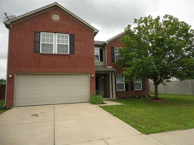 9118 Bayview Cir in Plainfield, IN - Building Photo