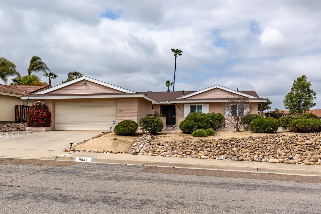 8844 Griffith Park Way in Santee, CA - Building Photo