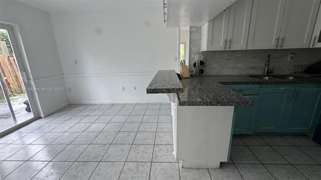 1290 SE 8th Pl in Homestead, FL - Building Photo - Building Photo