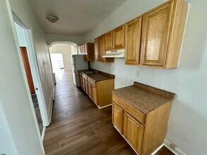 37 N Massachusetts Ave in Atlantic City, NJ - Building Photo - Building Photo