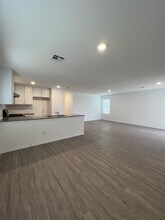 7246 Plow Run in San Antonio, TX - Building Photo - Building Photo