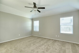 111 Mountain Maple St in Hutto, TX - Building Photo - Building Photo