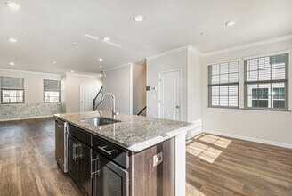 5063 Silver Oak Dr in Rosedale, MD - Building Photo - Building Photo