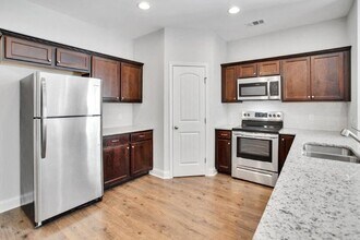 Harris Trail in Richmond Hill, GA - Building Photo - Building Photo