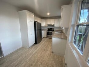 493 Sierra Vista Ln in Valley Cottage, NY - Building Photo - Building Photo