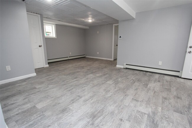 41 Illinois Ave in Long Beach, NY - Foto de edificio - Building Photo