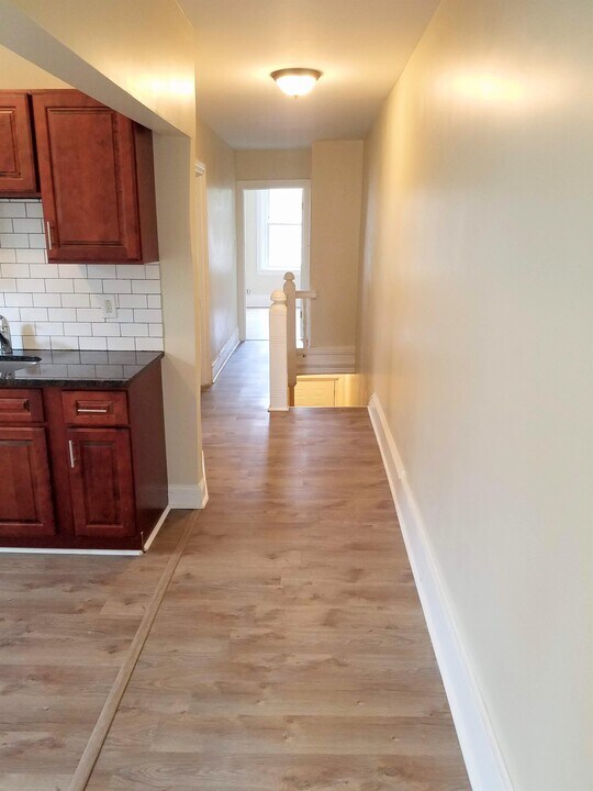 3139 N 15th St-Unit -2nd Floor in Philadelphia, PA - Building Photo
