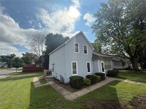 20660 Holyoke Ave in Lakeville, MN - Building Photo - Building Photo