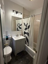 38 Hemenway St, Unit 28 in Boston, MA - Foto de edificio - Building Photo