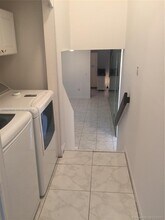 10067 SW 218th St in Cutler Bay, FL - Building Photo - Building Photo