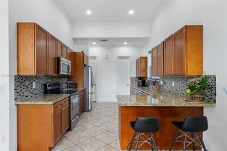 2707 SW 135th Ave in Miramar, FL - Building Photo - Building Photo