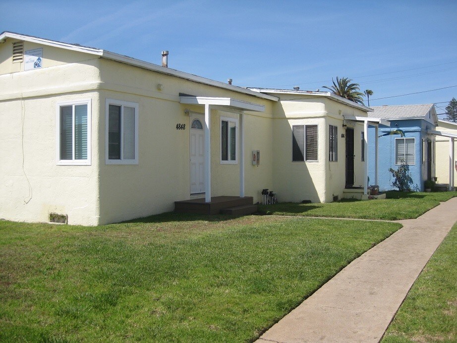 4842-4848 Pescadero Ave in San Diego, CA - Building Photo