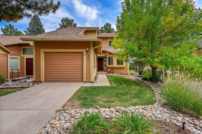 325 Autumn Ridge Cir