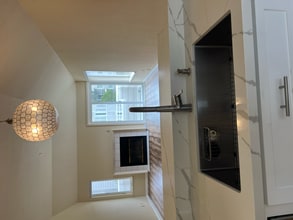 425 Mountain View Dr in Daly City, CA - Building Photo - Building Photo
