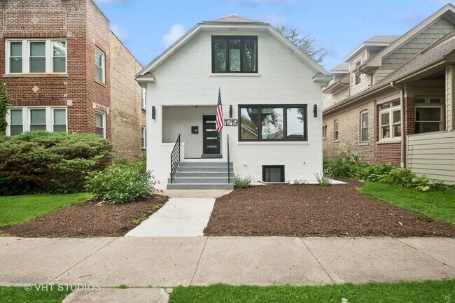 property at 1219 Dewey Ave