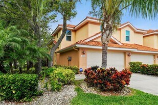 1404 Ridge Terrace in Tarpon Springs, FL - Building Photo