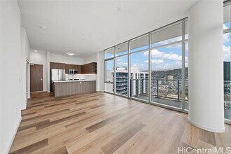 1500 Rycroft St in Honolulu, HI - Building Photo - Building Photo