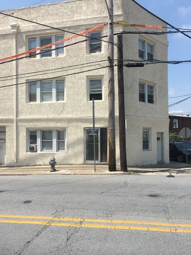Parkview Apartments in Upper Darby, PA - Building Photo - Building Photo