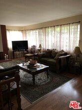 1986 Sherer Ln in Glendale, CA - Building Photo - Building Photo