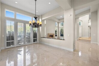 1 Stone Pine Dr in Newport Beach, CA - Building Photo - Building Photo