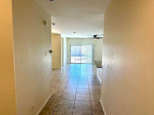 2421 E San Borja Trail in Casa Grande, AZ - Building Photo - Building Photo