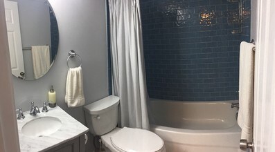 602 Columbia Rd NW, Unit B in Washington, DC - Foto de edificio - Building Photo