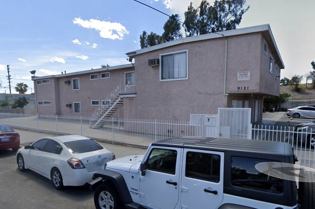9121 Orion Ave, Unit F