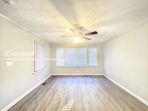 2776 Palm Dr in Atlanta, GA - Building Photo - Building Photo