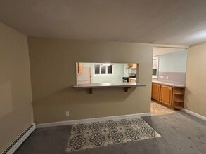 40 Neillian Way, Unit 40 Neillian Way Bedford in Bedford, MA - Foto de edificio - Building Photo