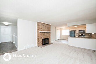 12892 Clermont St in Thornton, CO - Building Photo - Building Photo