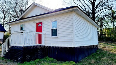 2037 Pine Dr in Gastonia, NC - Building Photo - Building Photo