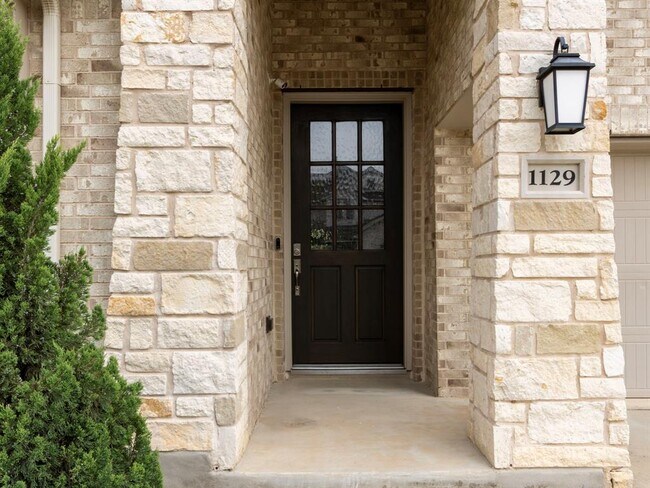 1129 Round Mountain Pass in Georgetown, TX - Building Photo - Building Photo