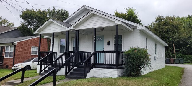 1542 McConnell Rd, Unit 1542