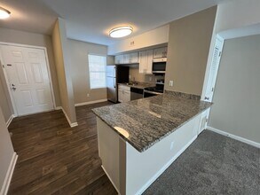 3405 Whitehurst Rd in Greensboro, NC - Foto de edificio - Building Photo