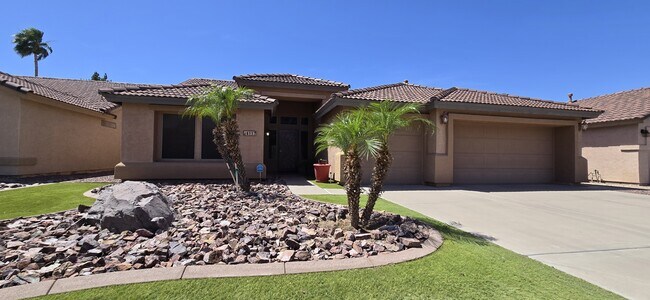 property at 4117 W Menadota Dr